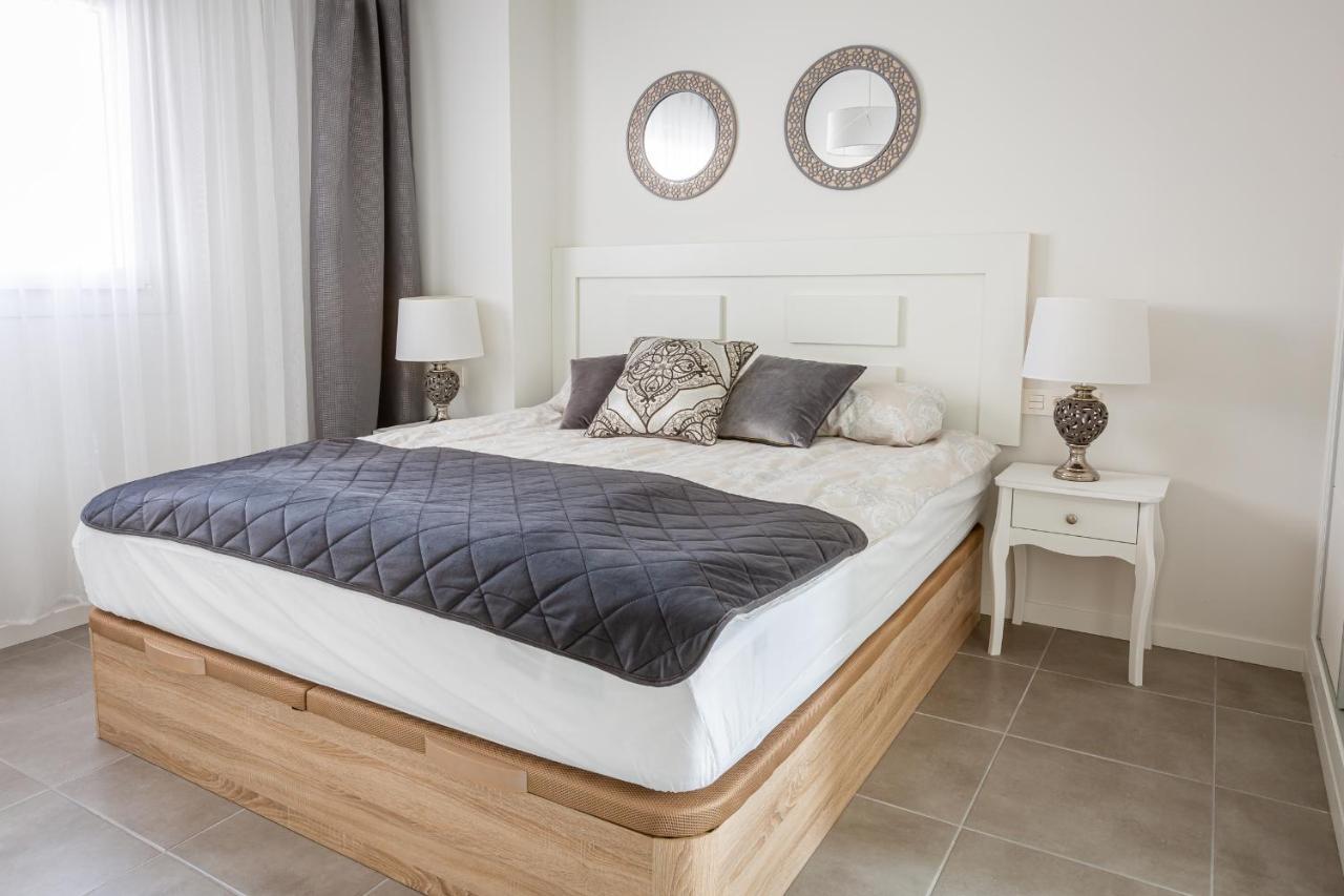 Sunny Apartment In Denia With Outdoor Swimming Pool And Garage Parking Place Included, 300M From The Sandy Beach Экстерьер фото