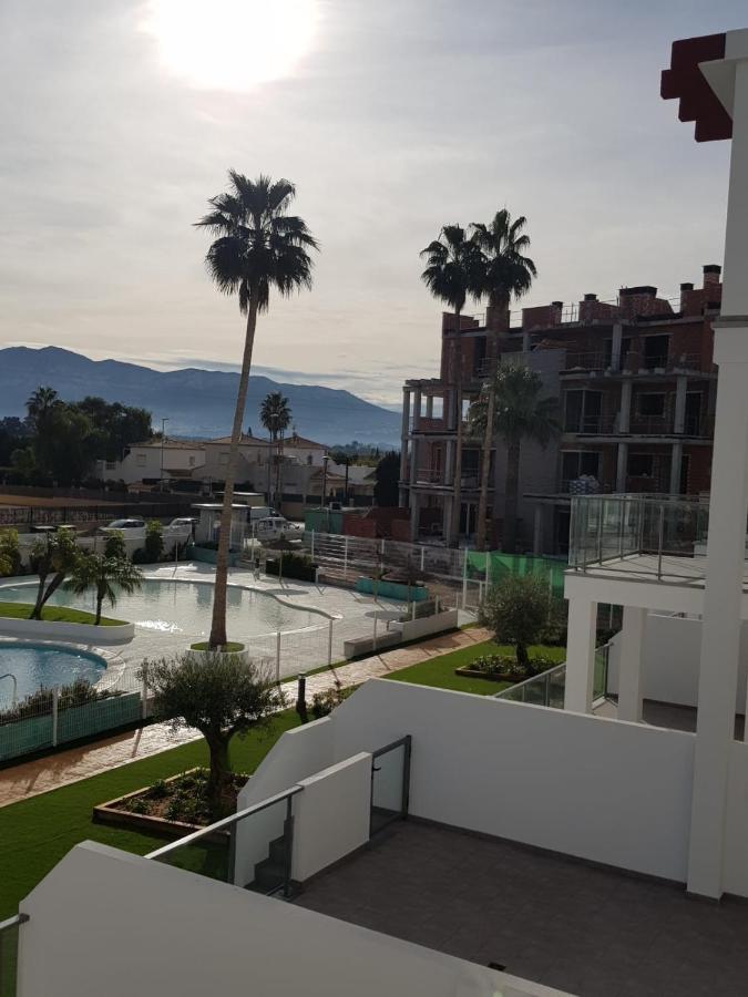 Sunny Apartment In Denia With Outdoor Swimming Pool And Garage Parking Place Included, 300M From The Sandy Beach Экстерьер фото