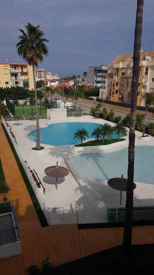 Sunny Apartment In Denia With Outdoor Swimming Pool And Garage Parking Place Included, 300M From The Sandy Beach Экстерьер фото